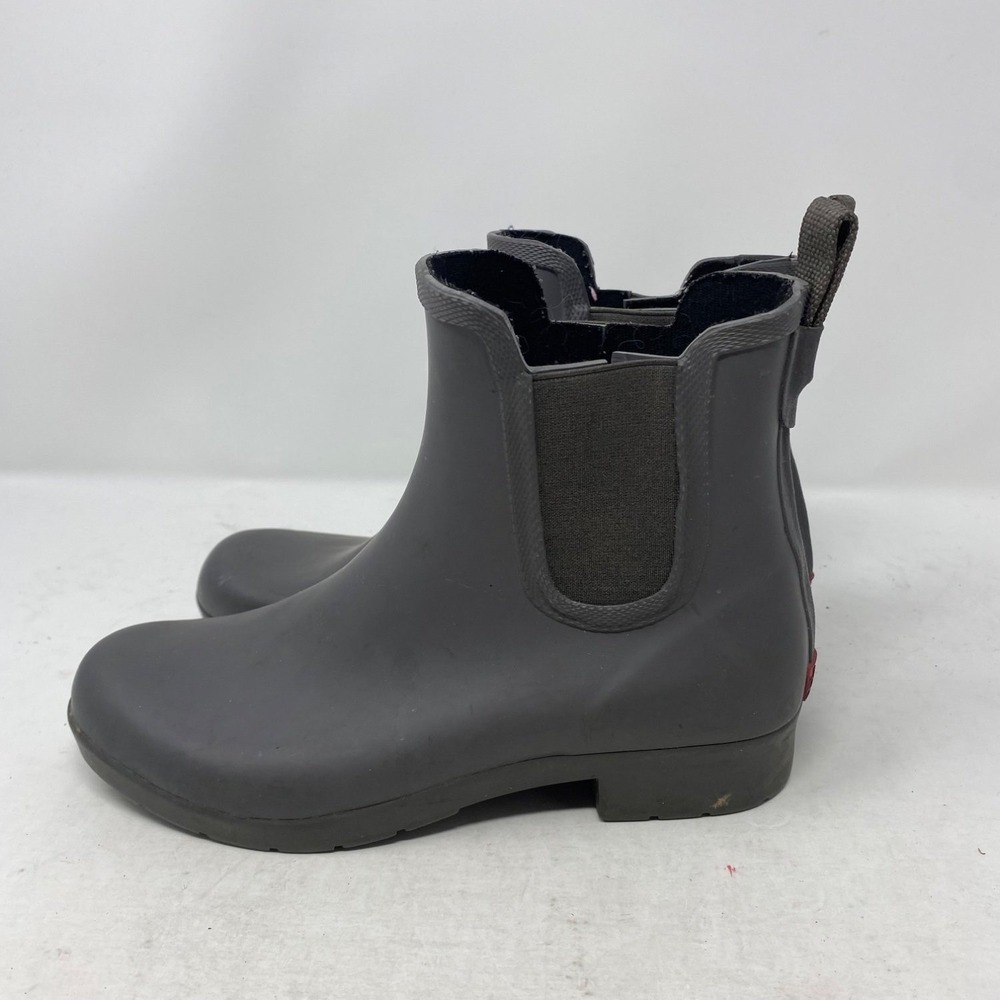 Chooka Womens Size 6 Gray Chelsea Rain Boots Waterproof Elastic Goring Pull Tab